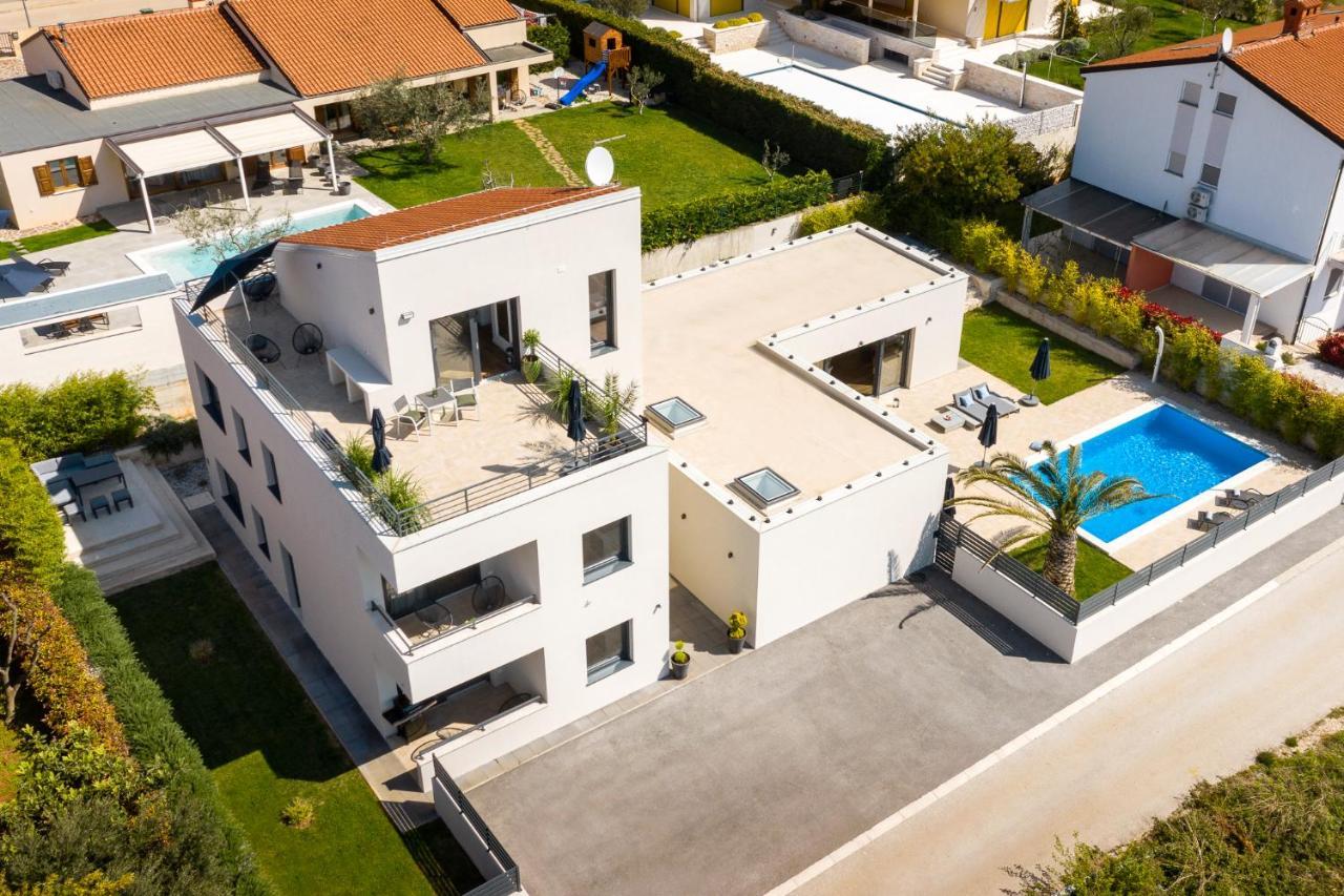 Belvedere Holidays Novigrad  Ngoại thất bức ảnh